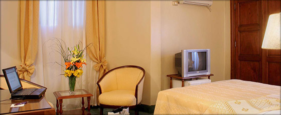 Hotel Castelar habitaciones suite 3 estrellas